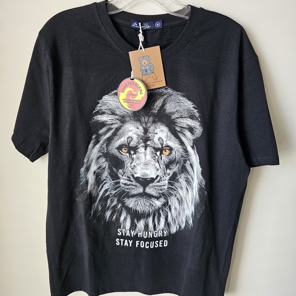 Stay Hungry Black Short Sleeve Tee with Lion Graphic - Picture 2 of 5